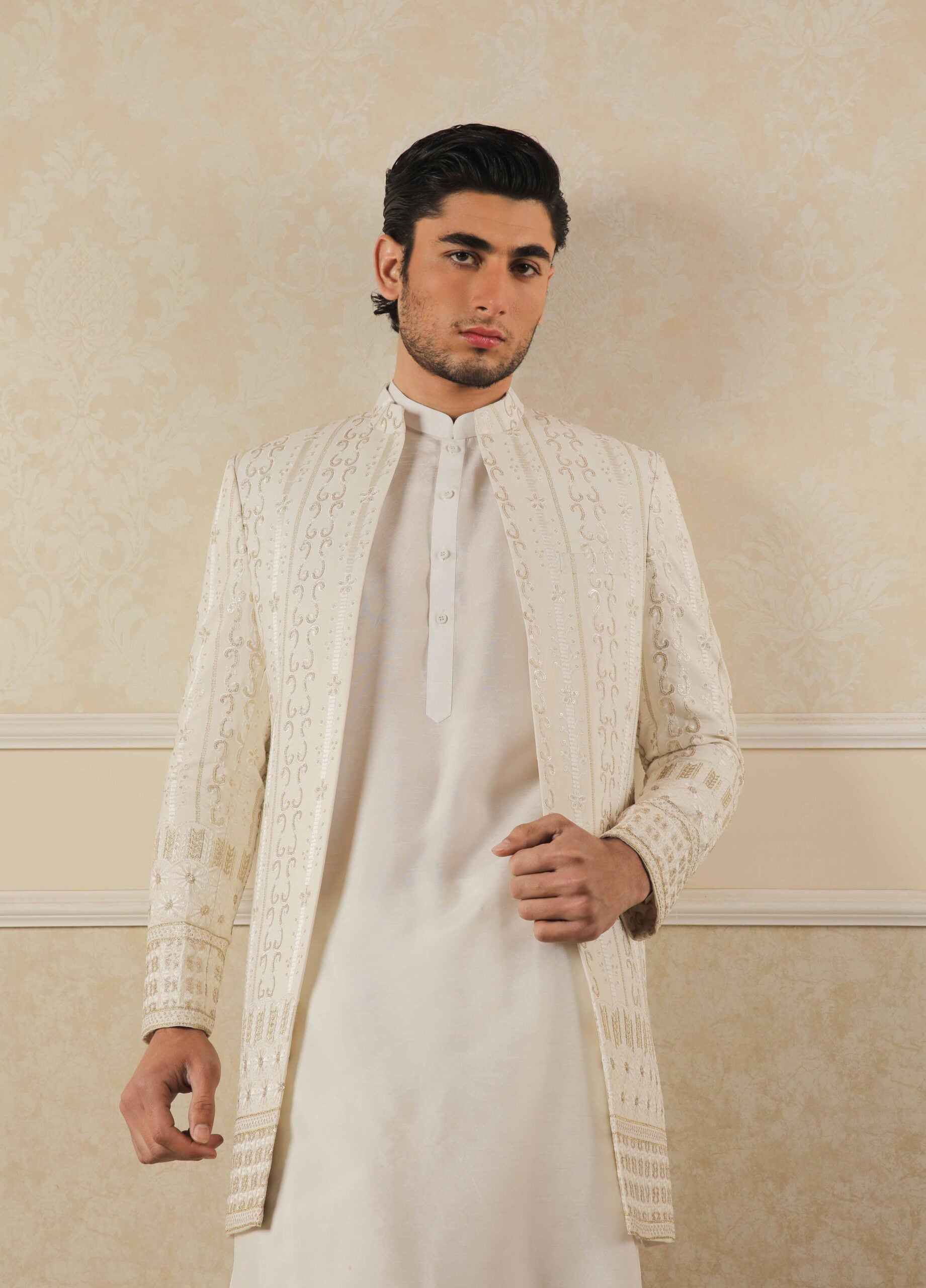 Shehnai Ivory