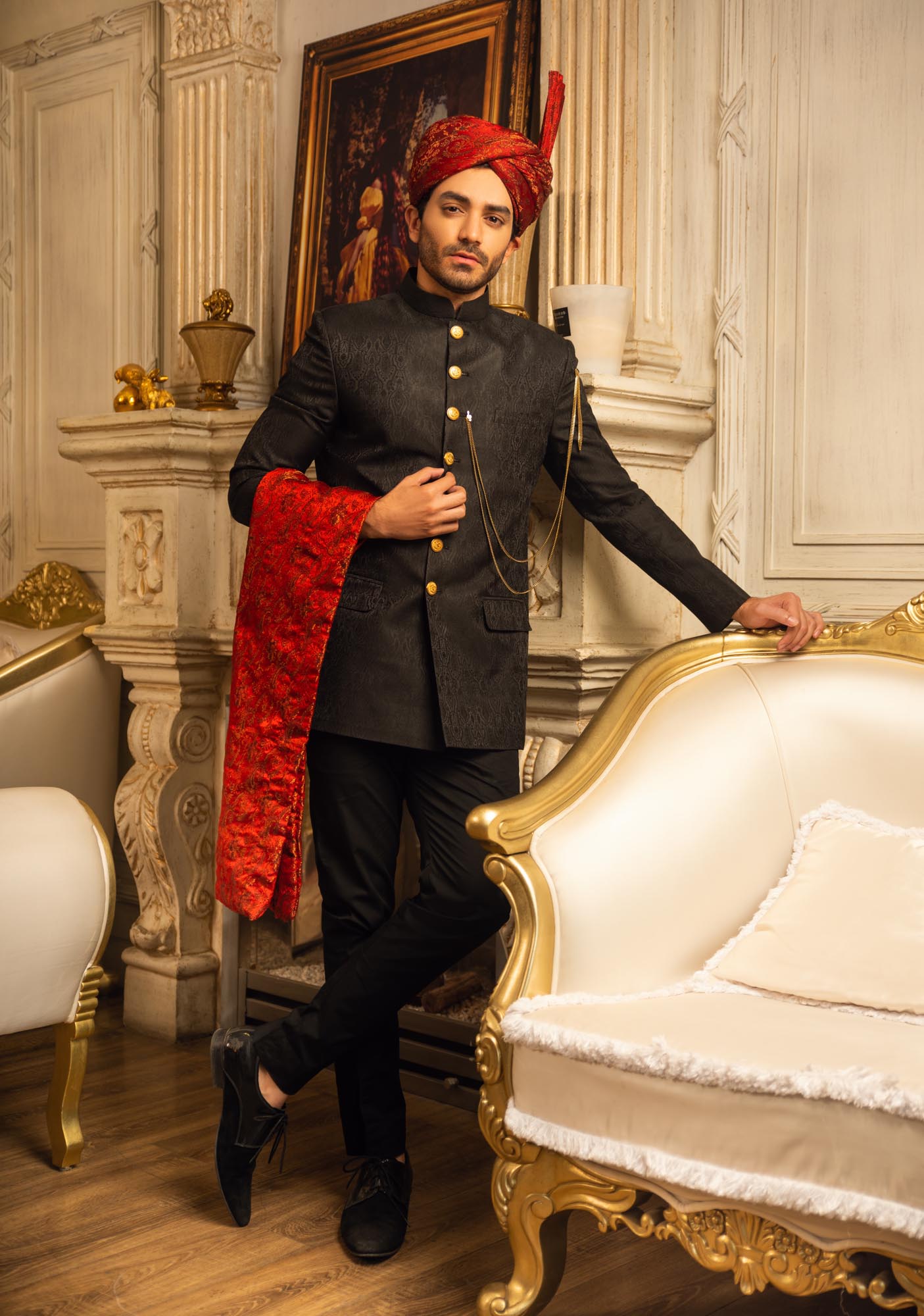 Noir Royal Ensemble