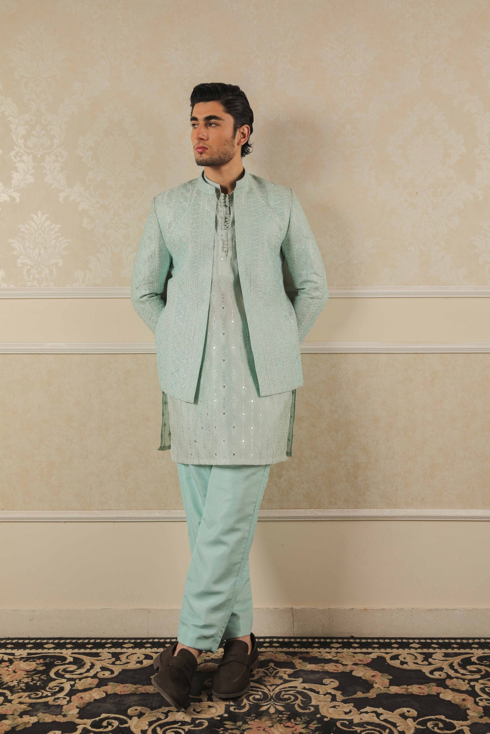 Mint Royale