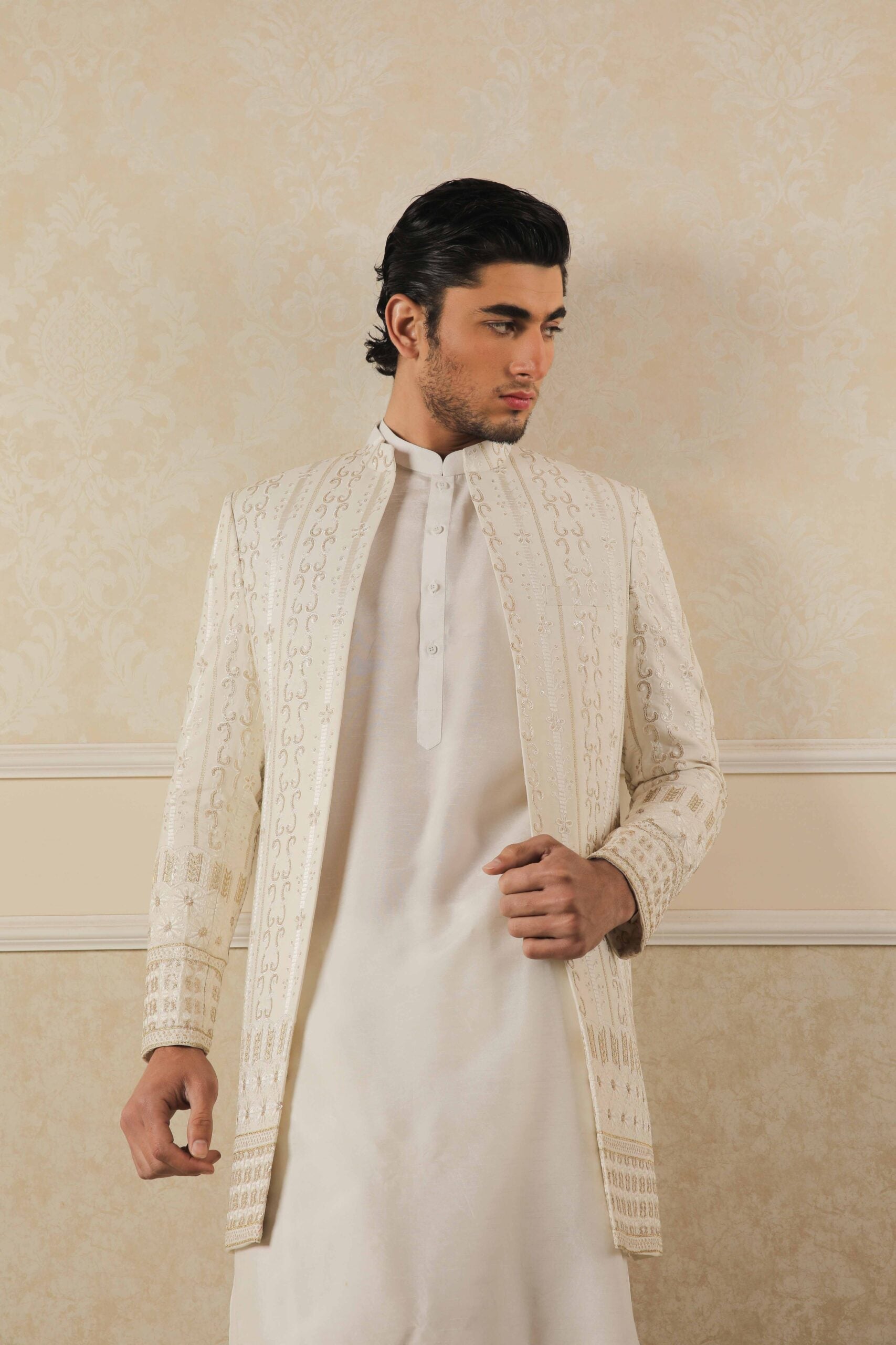Shehnai Ivory