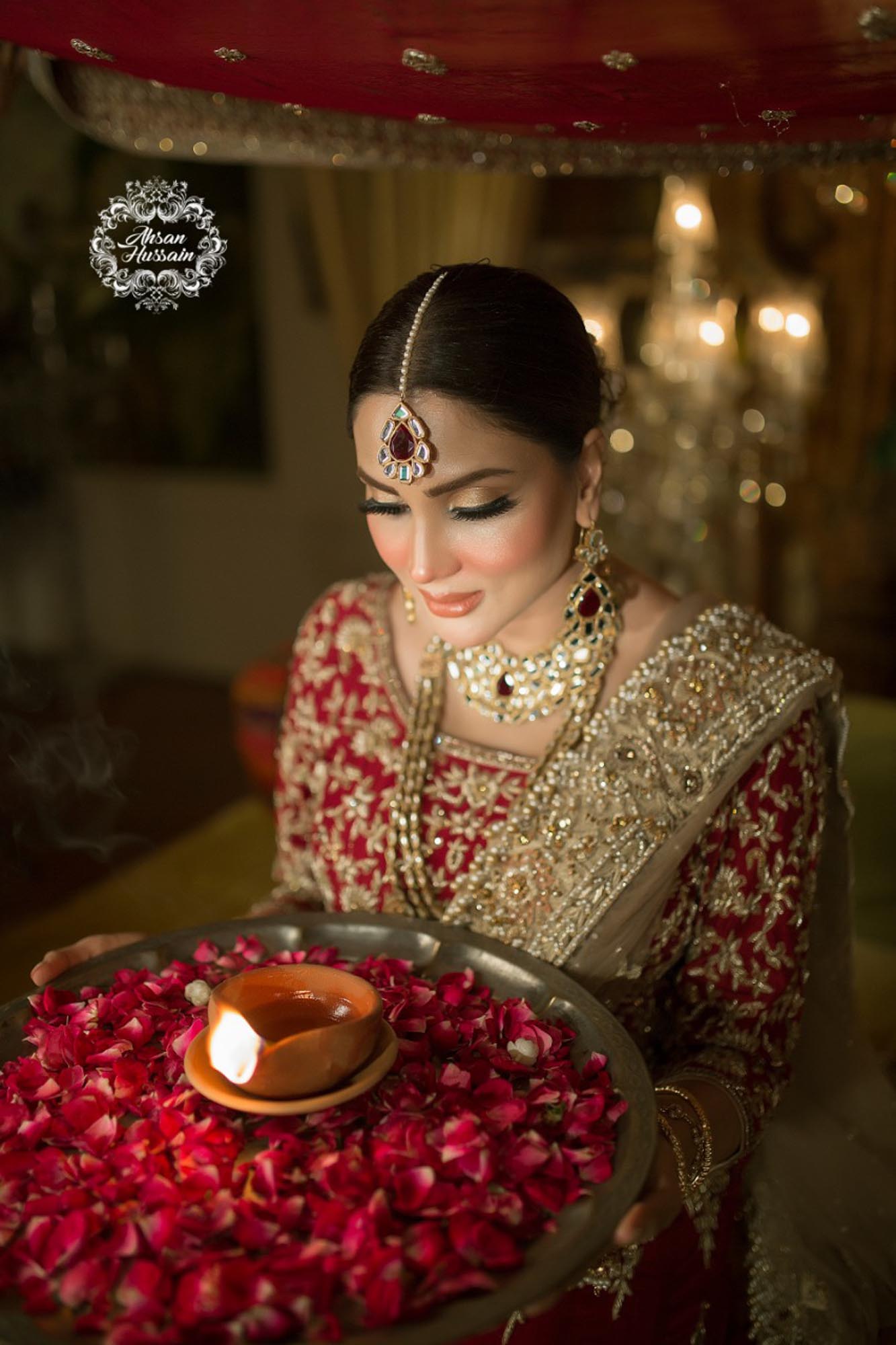 Sultanate Glow